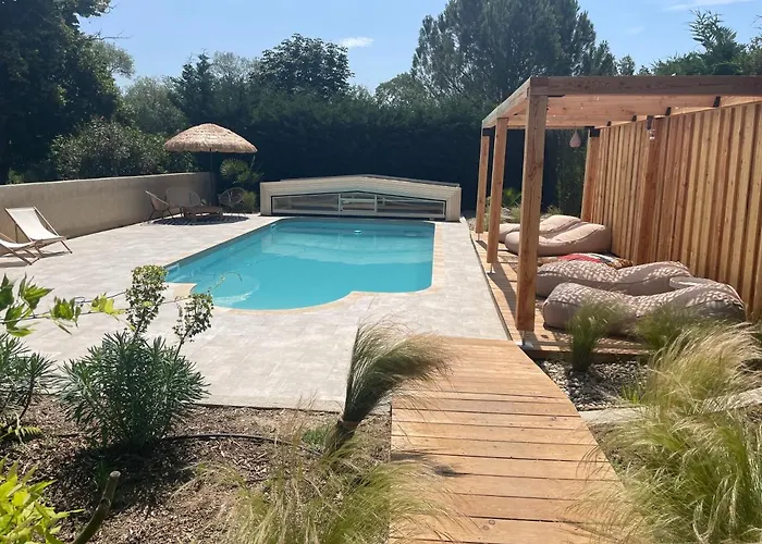 Sous Les Etoiles En Provence, Gites Les Bambous Et Les Grands Chenes