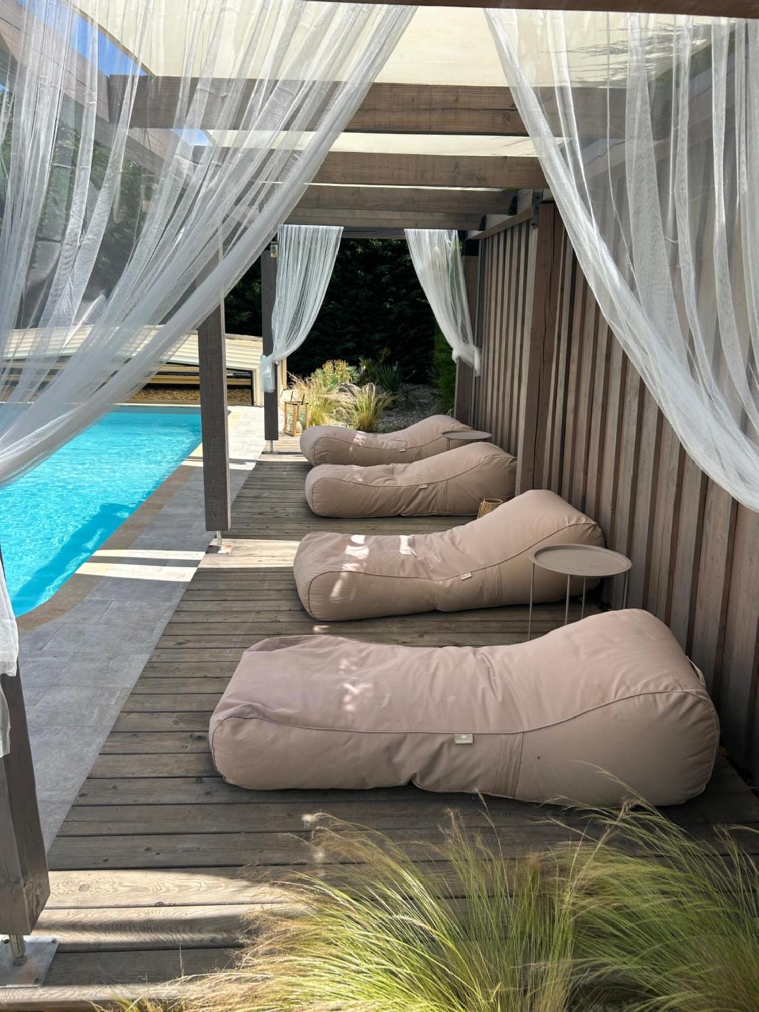 Hébergement de vacances Sous Les Etoiles En Provence, Les Bambous Et Les Grands Chenes
